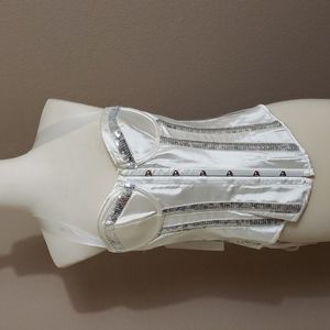 NWT 💝 White sequin corset, Holter satin lace, white tong ♥ XL
